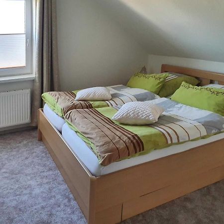 Ferienwohnung Reins ノイシュタット・イン・ホルシュタイン エクステリア 写真